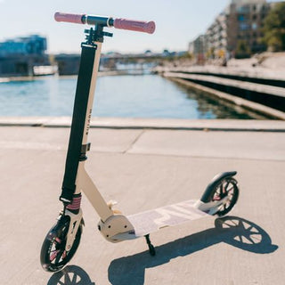 Scooters for Teenagers: How to Choose the Best Model?